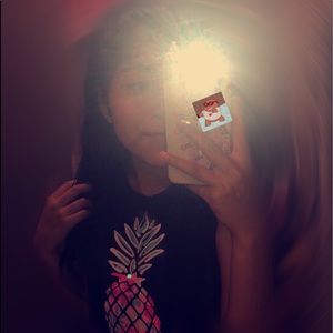 Meet your Posher, Aideth